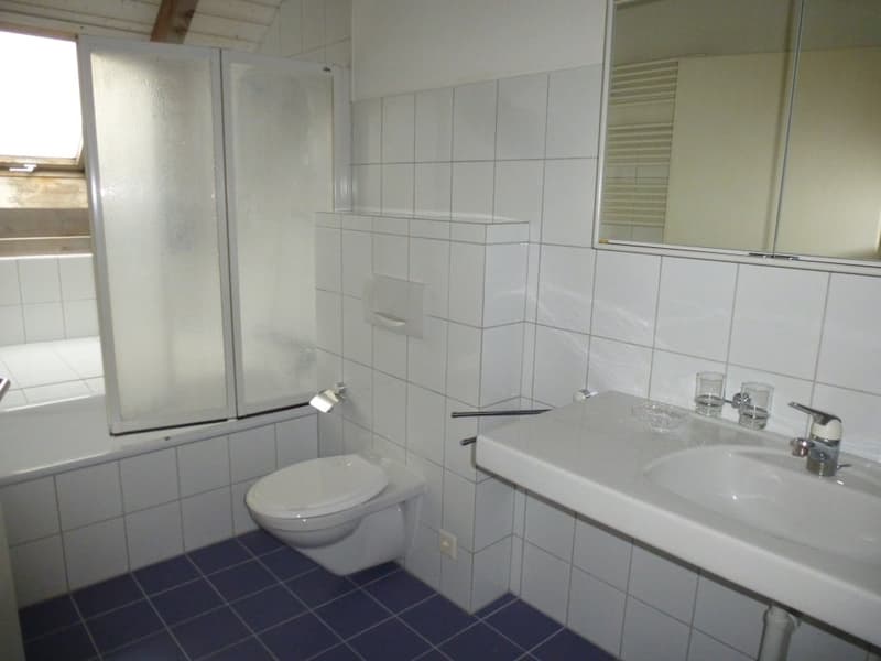 Charmante 4-Zimmer-Dachwohnung in Buttikon SZ – ab Oktober 2026 zu vermieten (6)