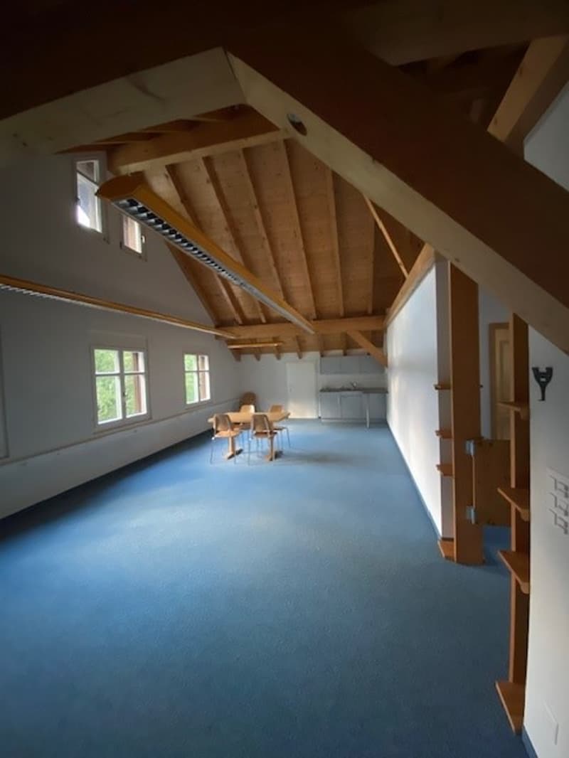 4 Helle Büros mit Charme in Elm – ruhige Lage mit Aufzug (10)
