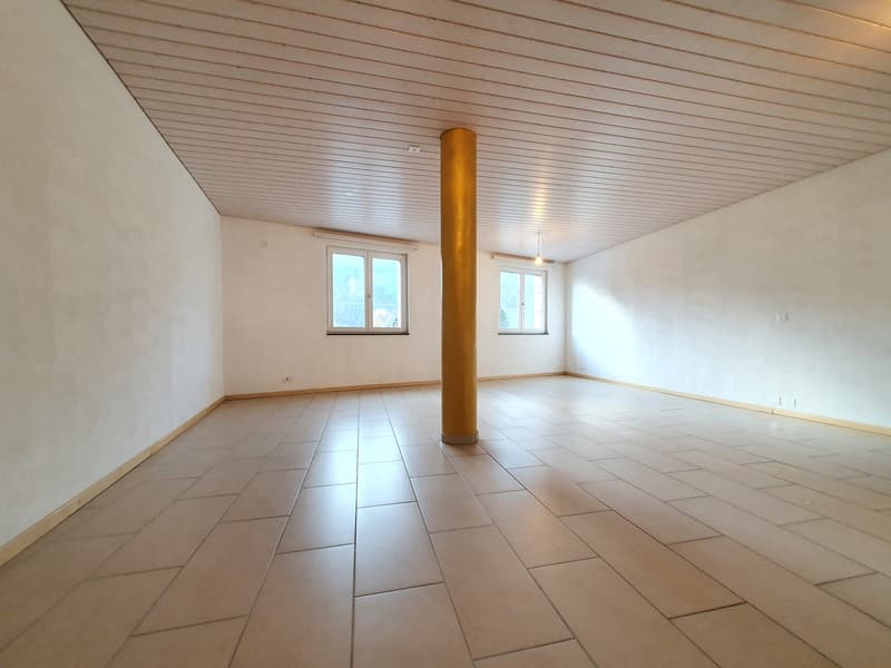 Gemütliche 1.5-Zimmer-Wohnung im historischen Gasthof Linthbrücke in Mollis (6)