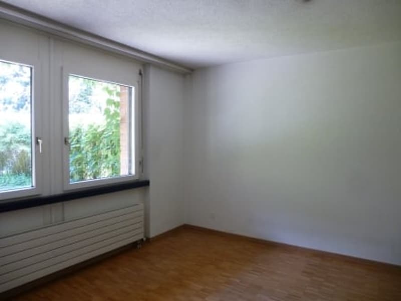 Gemütliche 2-Zimmer-Wohnung im Erdgeschoss in Mollis (5)