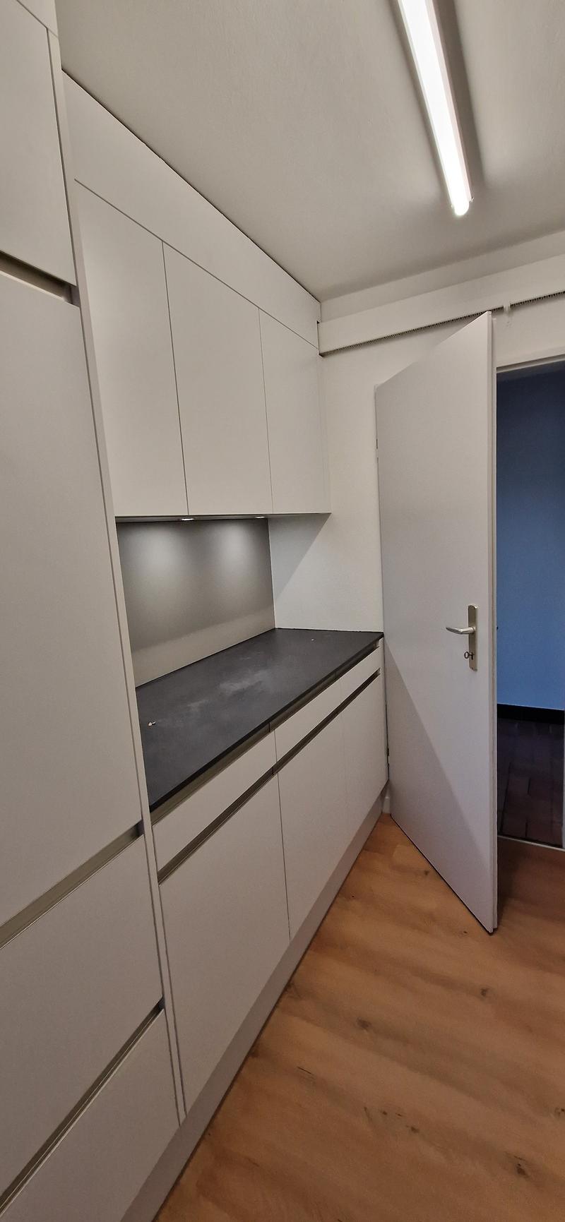 Teilsanierte 4.5-Zimmerwohnung nahe Dorfplatz (5)