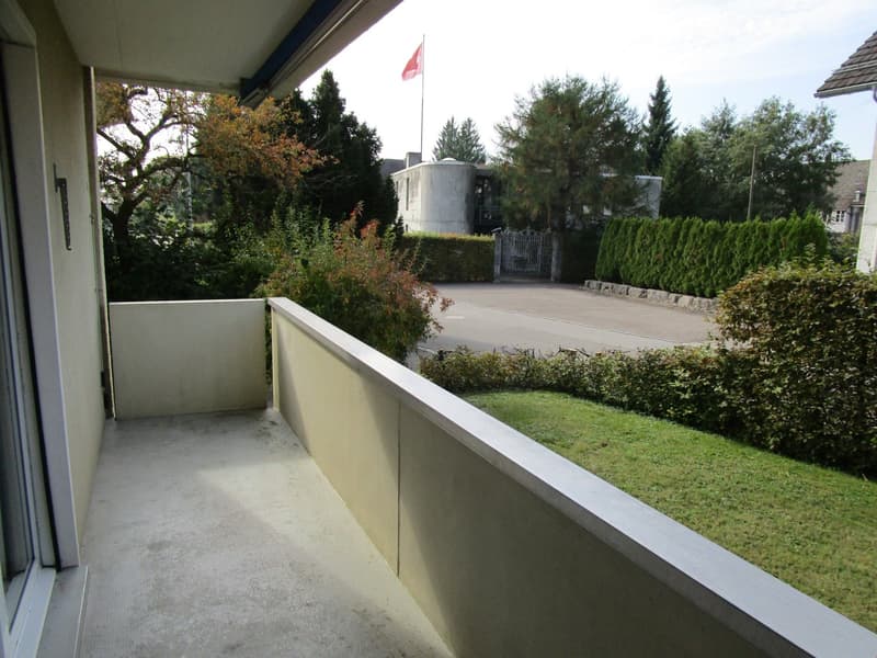 Teilsanierte 4.5-Zimmerwohnung nahe Dorfplatz (10)