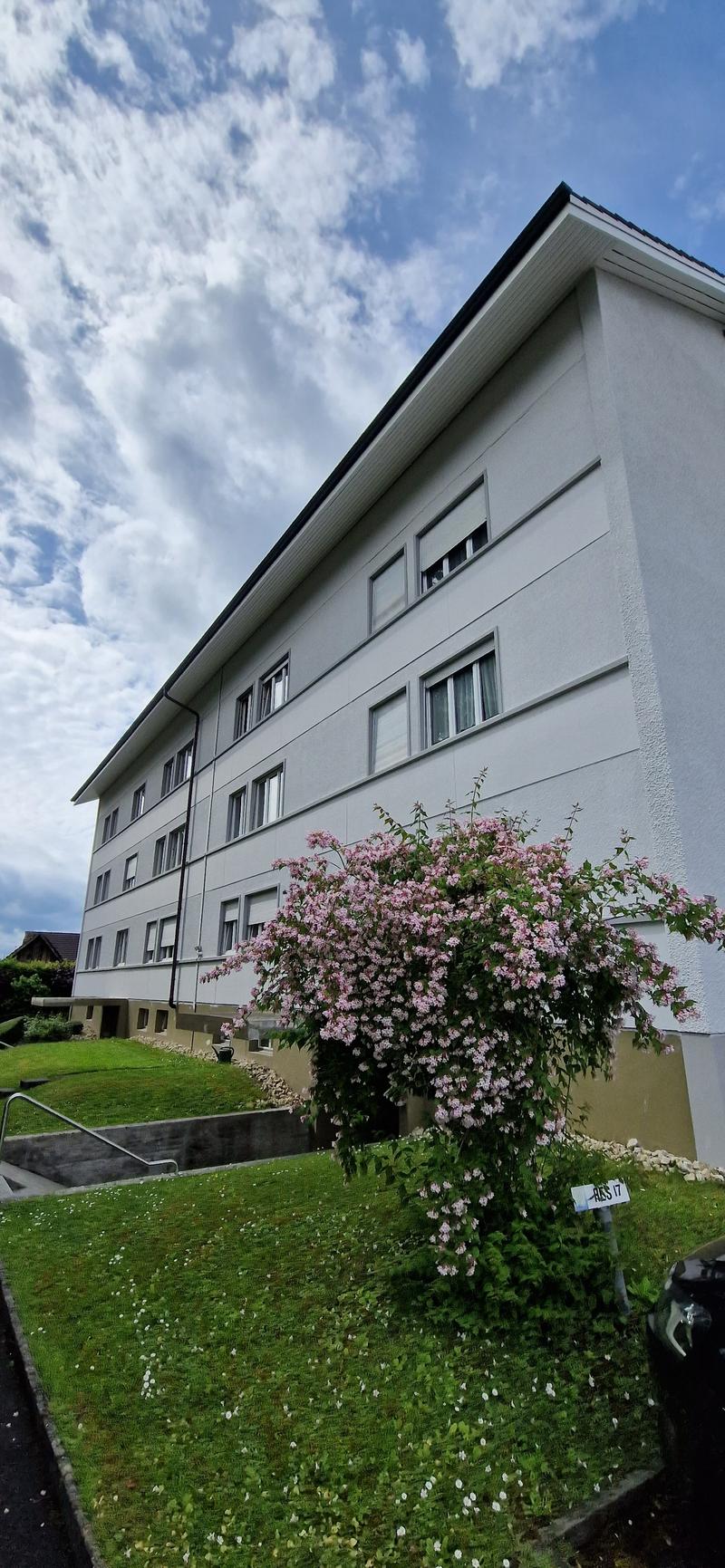 Teilsanierte, gemütliche 3-Zimmer-Wohnung nahe Dorfplatz (2)