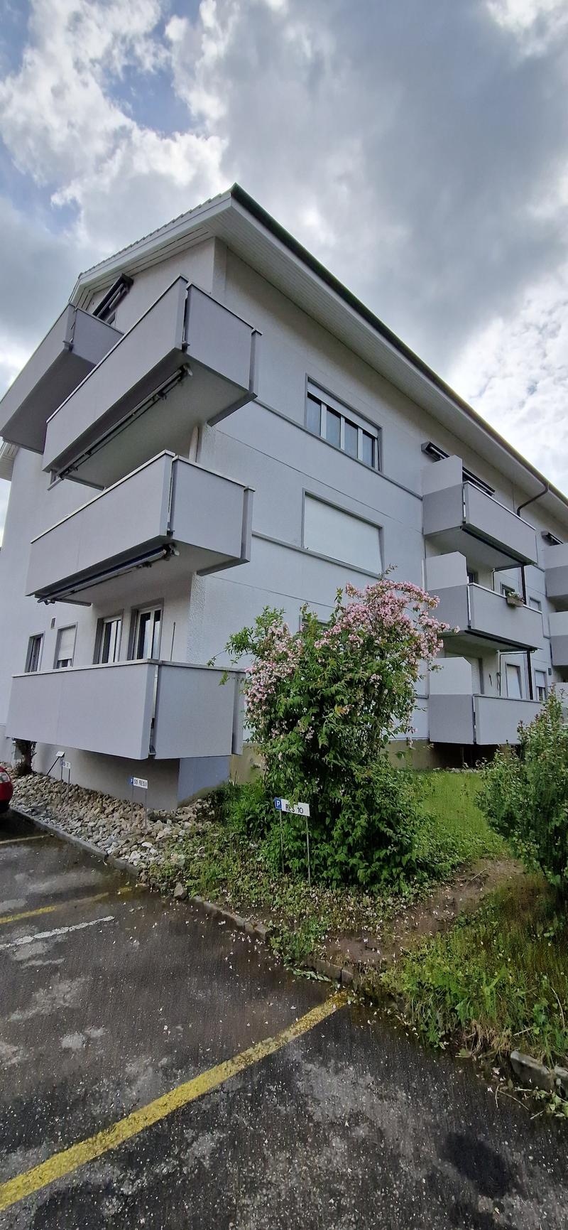 Teilsanierte, gemütliche 3-Zimmer-Wohnung nahe Dorfplatz (1)