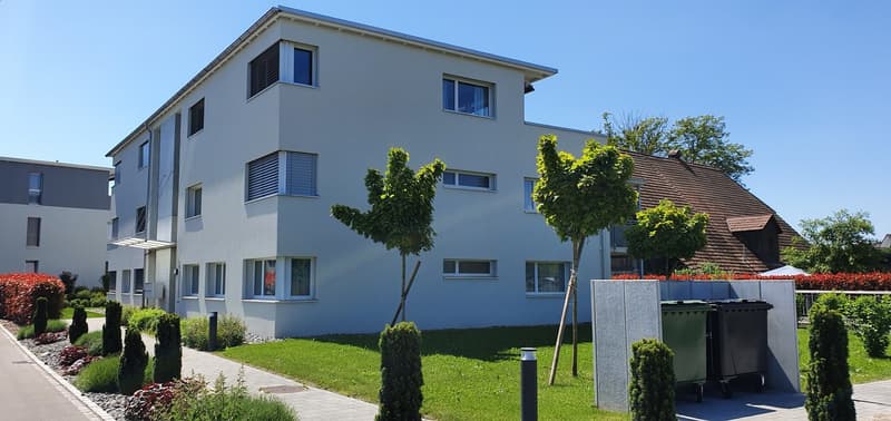 Grosszügige 4 1/2-Zimmerwohnung mit Gartensitzplatz (1)