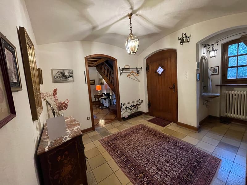 Stilvolles Landhaus mit grossem Umschwung (4)