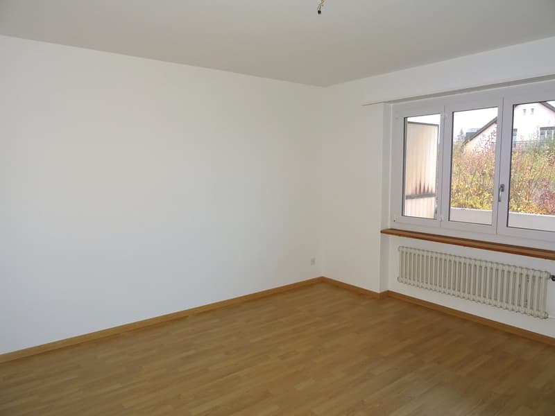 2 1/2-Zimmer Wohnung an ruhiger Lage mit grossem Balkon (7)