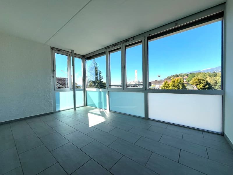 Helle 3.5-Zimmer-Wohnung mit Balkon und Wintergarten in Langendorf (10)