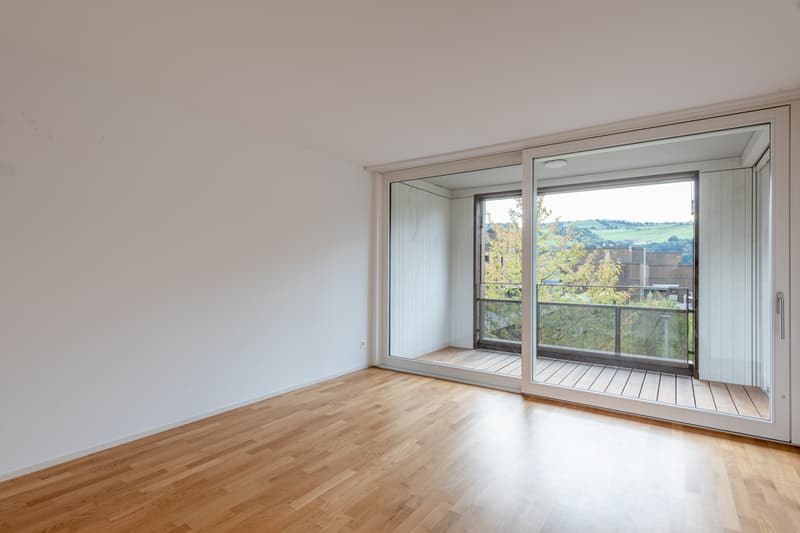 Thunstr._16a.1.4_2.5_ZW_Wohnzimmer_2.jpg