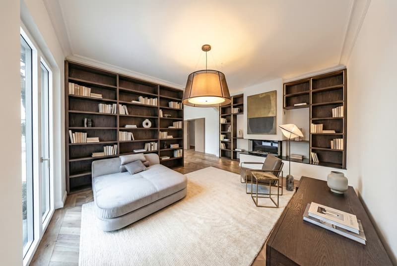 EXCLUSIVE RESIDENTIAL JEWEL WITH STYLE, ELEGANCE, AND POOL (5)