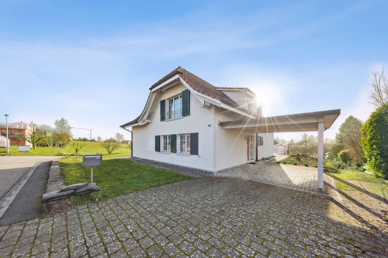 LANDHAUS-PARADIES MIT RAUM FÜR LEBEN UND TRÄUME (11)