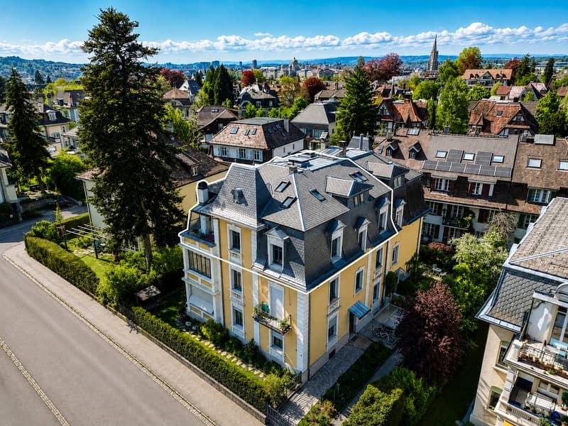 STILVOLLE MAISONETTEWOHNUNG MIT HISTORISCHEM CHARME (13)