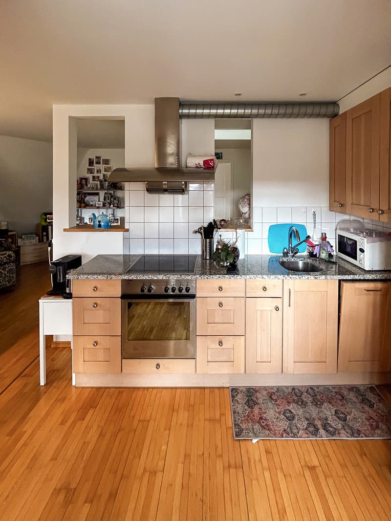Charmante 3.5-Zimmer Dachwohnung auf zwei Etagen mitten in Bern (11)
