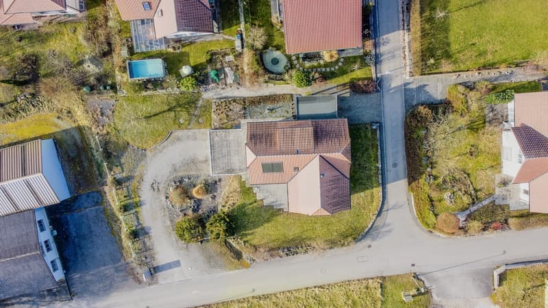 LANDHAUS-PARADIES MIT RAUM FÜR LEBEN UND TRÄUME (12)