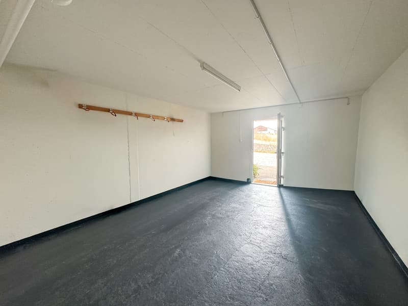 ATTRAKTIVES RENDITEOBJEKT MIT SANIERTEN WOHNUNGEN (11)