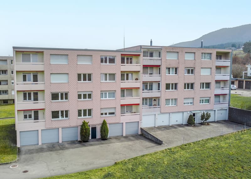 ATTRAKTIVES RENDITEOBJEKT MIT SANIERTEN WOHNUNGEN (1)