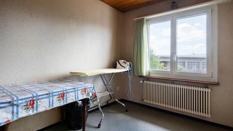 CHARMANTE DOPPELHAUSHÄLFTE MIT SONNIGEM GARTEN (8)