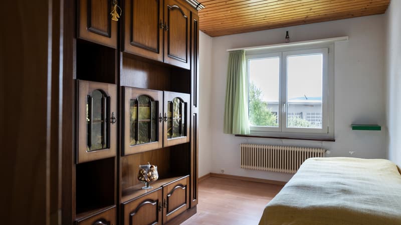 CHARMANTE DOPPELHAUSHÄLFTE MIT SONNIGEM GARTEN (7)