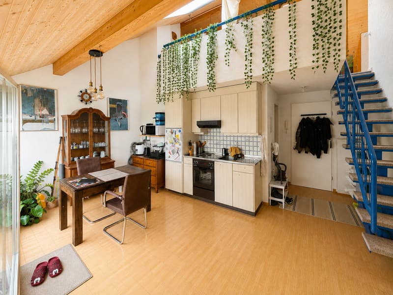 1.5-ZIMMERWOHNUNG MIT GALERIE IN RUBIGEN (2)