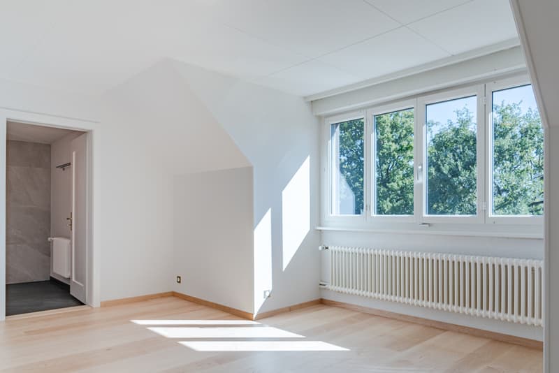 GROSSZÜGIG WOHNEN, STILVOLL LEBEN - ATTRAKTIVE DOPPELHAUSVILLA (11)