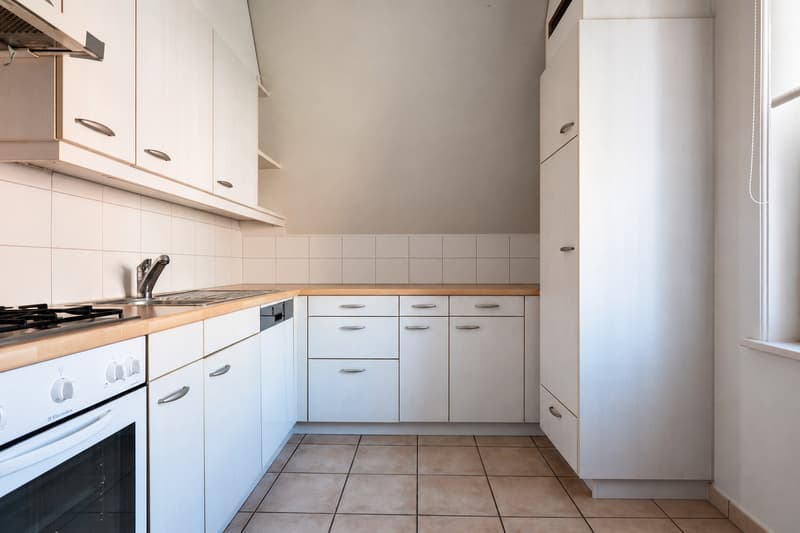 HISTORISCHES ALTBAUJUWEL - MEHRFAMILIENHAUS IM BERNER OBSTBERGQUARTIER (8)