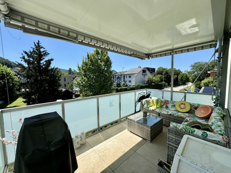 4.5 Zi-Wohnung mit Balkon und Wintergarten (2)