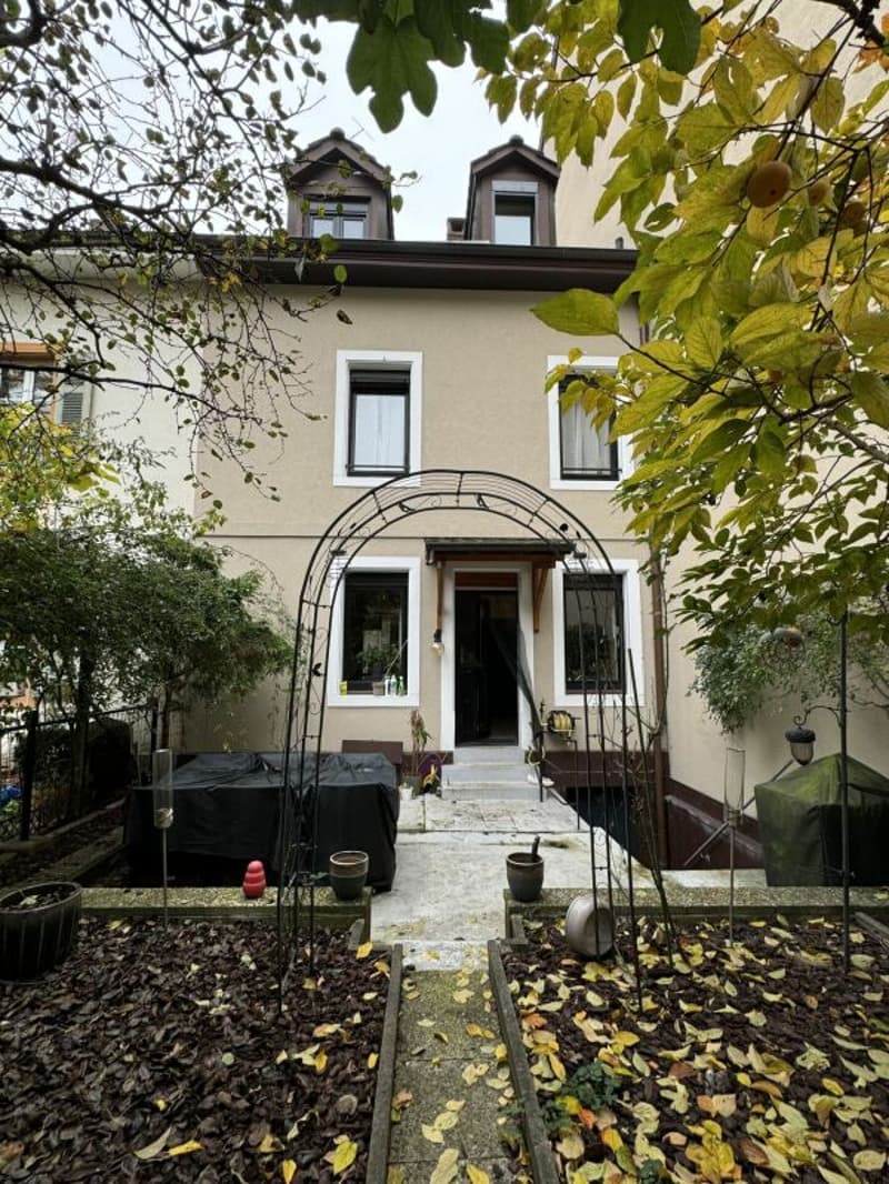 6-Zimmer-Stadthaus mit tollem Garten (10)