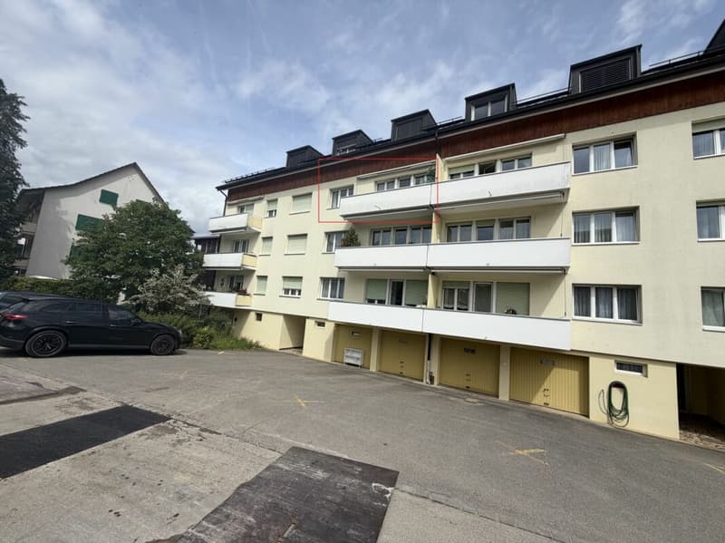 3.5-Zimmer-Wohnung mit Balkon und Aussenparkplatz (14)