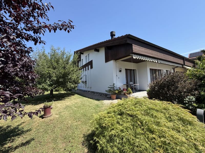 5.5-Zimmer-Doppeleinfamilienhaus mit Umschwung (11)