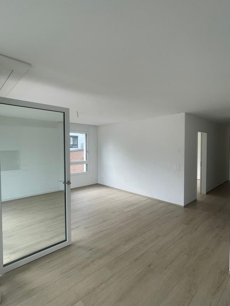 Wohn-/ Esszimmer