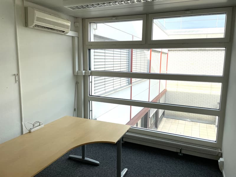 Immédiatement disponible pour bureau - juste à l'extérieur de Bâle (2)