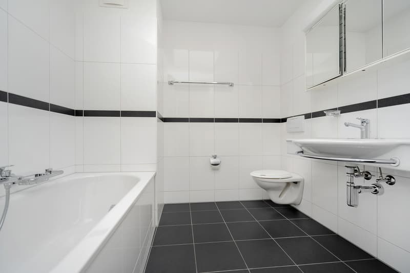 Badezimmer mit Wanne