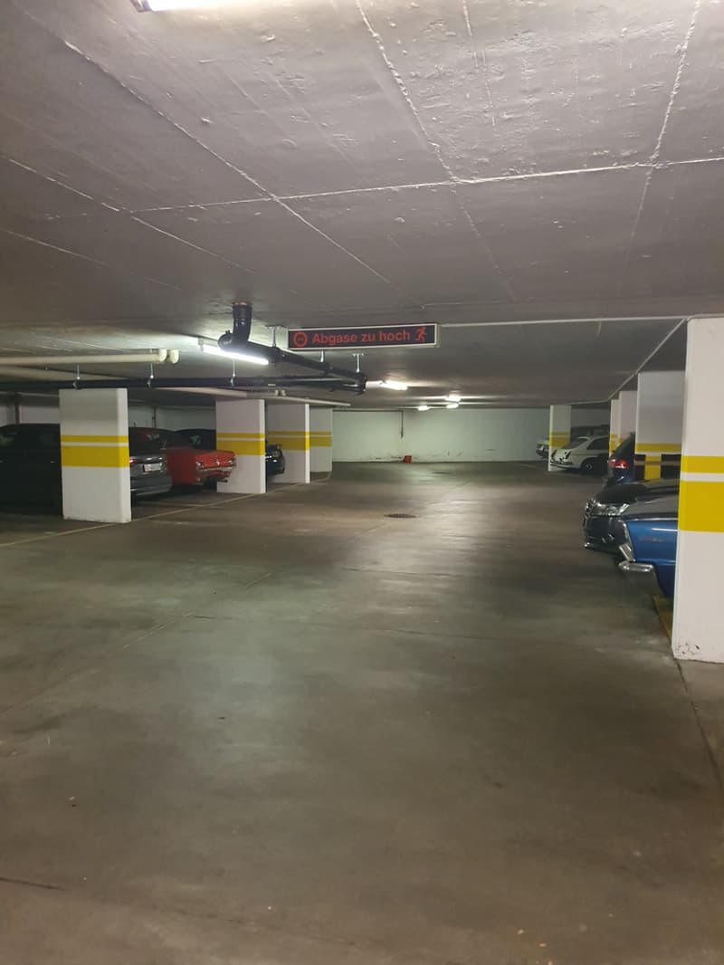 Einstellhalle