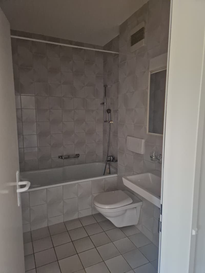 Badezimmer mit Wanne
