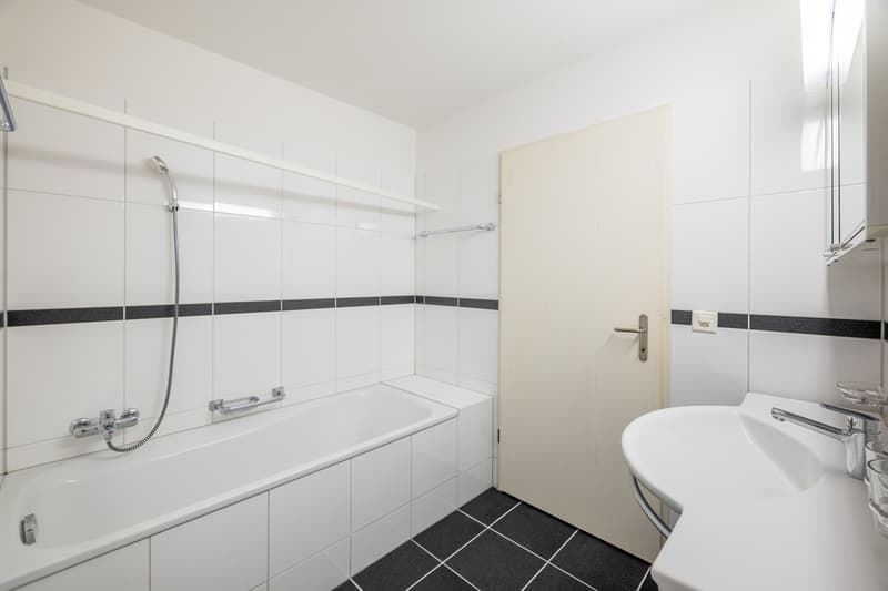 Badezimmer mit Wanne