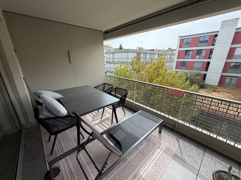 Lichtdurchflutete 4.5-Zimmerwohnung im Neubau (5)