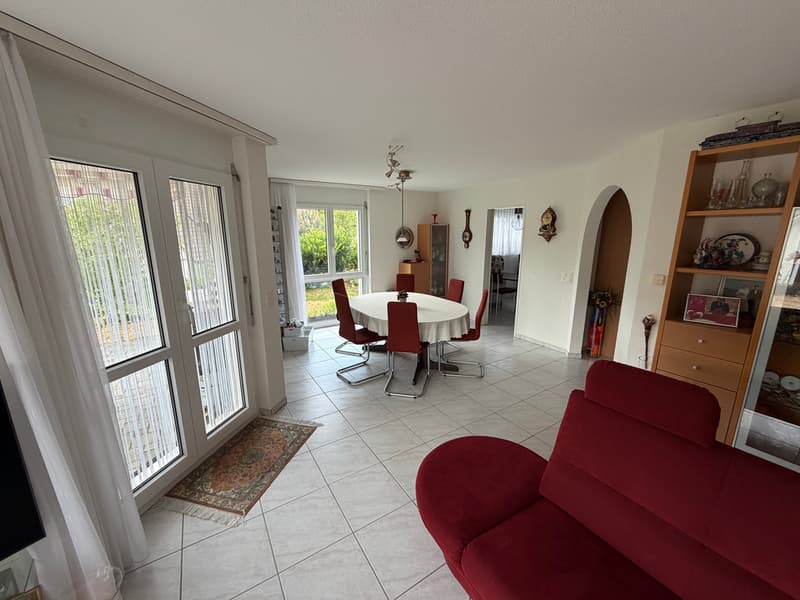 Tolle Aussicht - 5.5-Zimmer Doppel-Einfamilienhaus (3)
