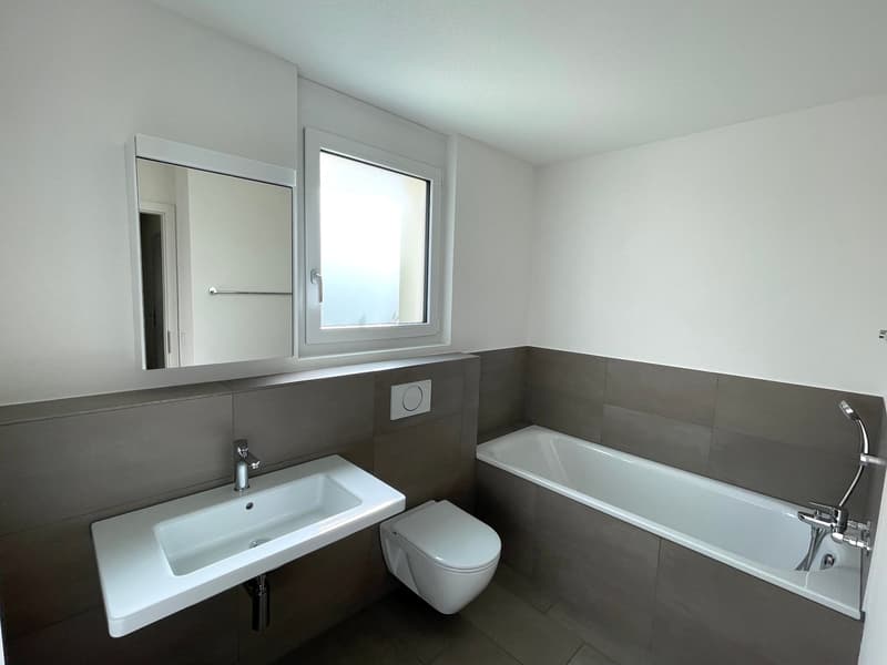 Badezimmer mit Badewanne