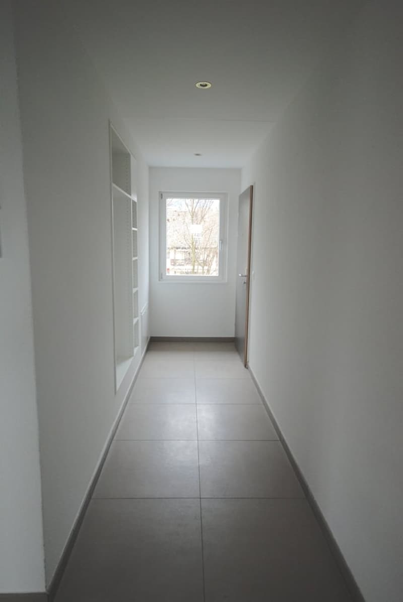 Charmante 4.5-Zimmer-Maisonette-Wohnung mit Balkon in Mettmenstetten (3)