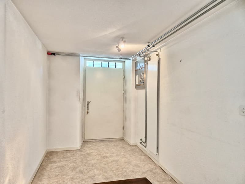 Charmante 3.5-Zimmer-Wohnung mit Kamin und Terrasse in Kestenholz (12)