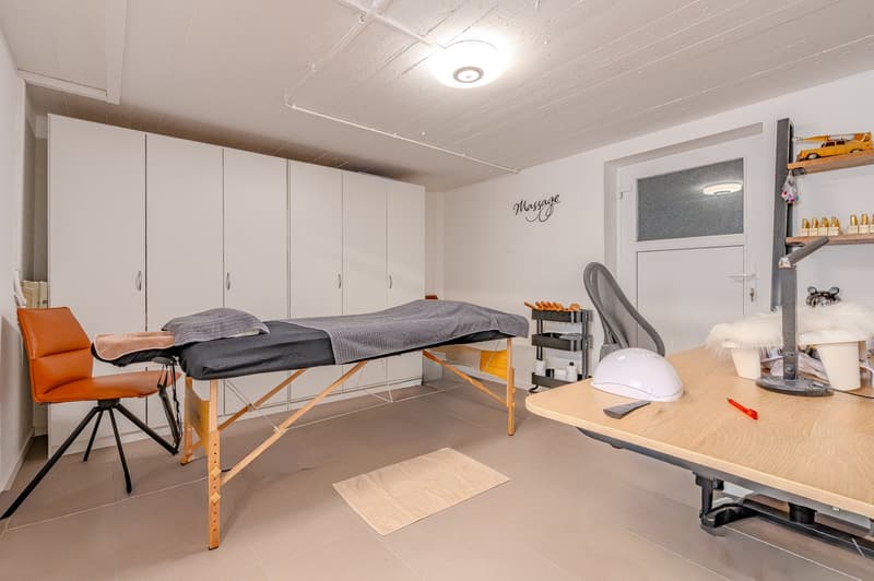 Charmantes Einfamilienhaus an ruhiger Lage in Rothrist (21)