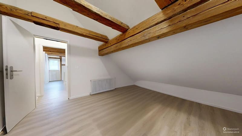 Saniertes Zweifamilienhaus in Wila – Ideal für Eigennutzer und Investoren (21)