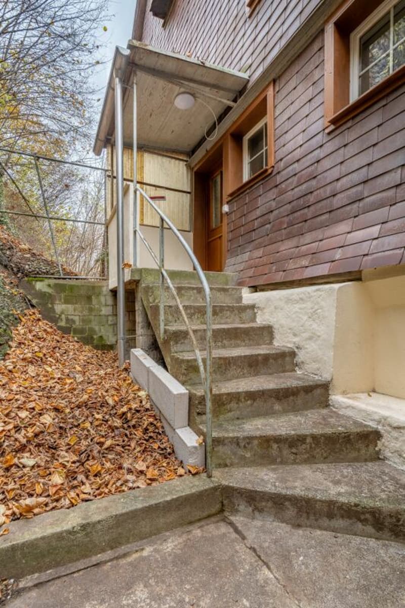 Saniertes Zweifamilienhaus in Wila – Ideal für Eigennutzer und Investoren (9)