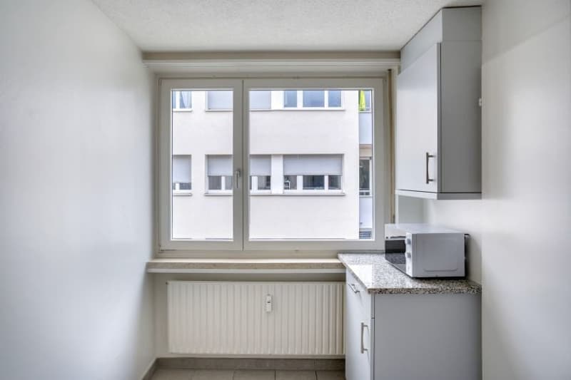 Charmante 4-Zimmer-Wohnung mit Balkon in Allschwil (4)