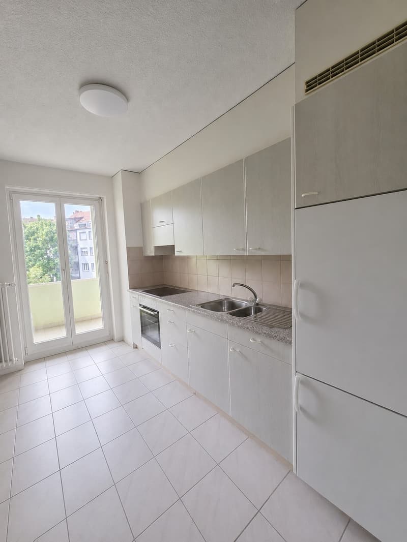Charmante 2-Zimmer-Wohnung mit Balkon in Kleinbasel (1)