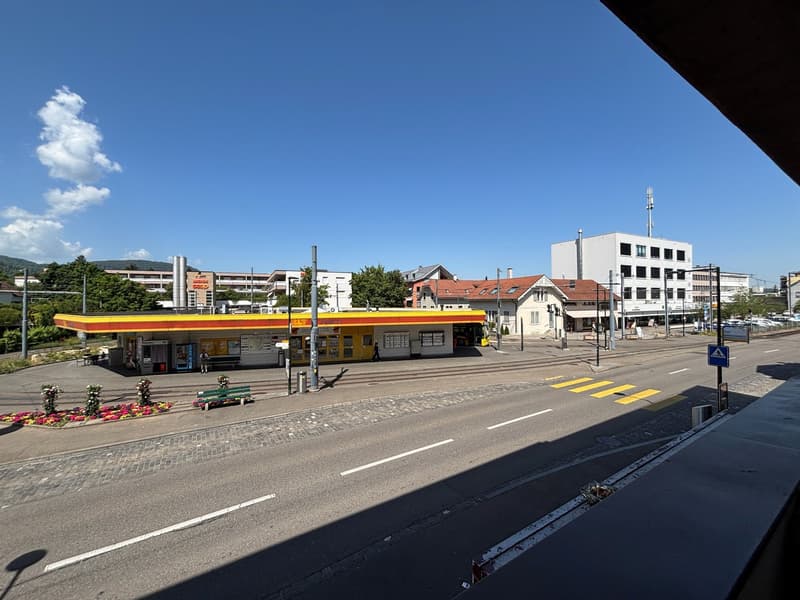 Zentraler geht kaum – wohnen im lebendigsten Teil von Aesch (9)