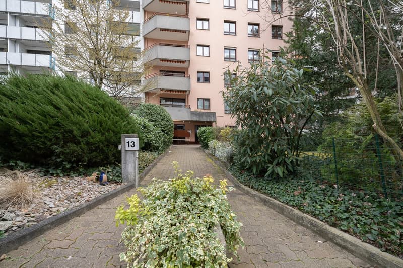 Die perfekte Balance: zentrale Lage, erstklassige Infrastruktur und Wohnen mit Komfort in Basel (17)