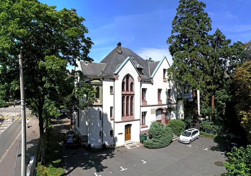 Parkplatzsuche leid? Hier wartet Ihre Chance: Aussenparkplatz Nähe Aeschenplatz (1)