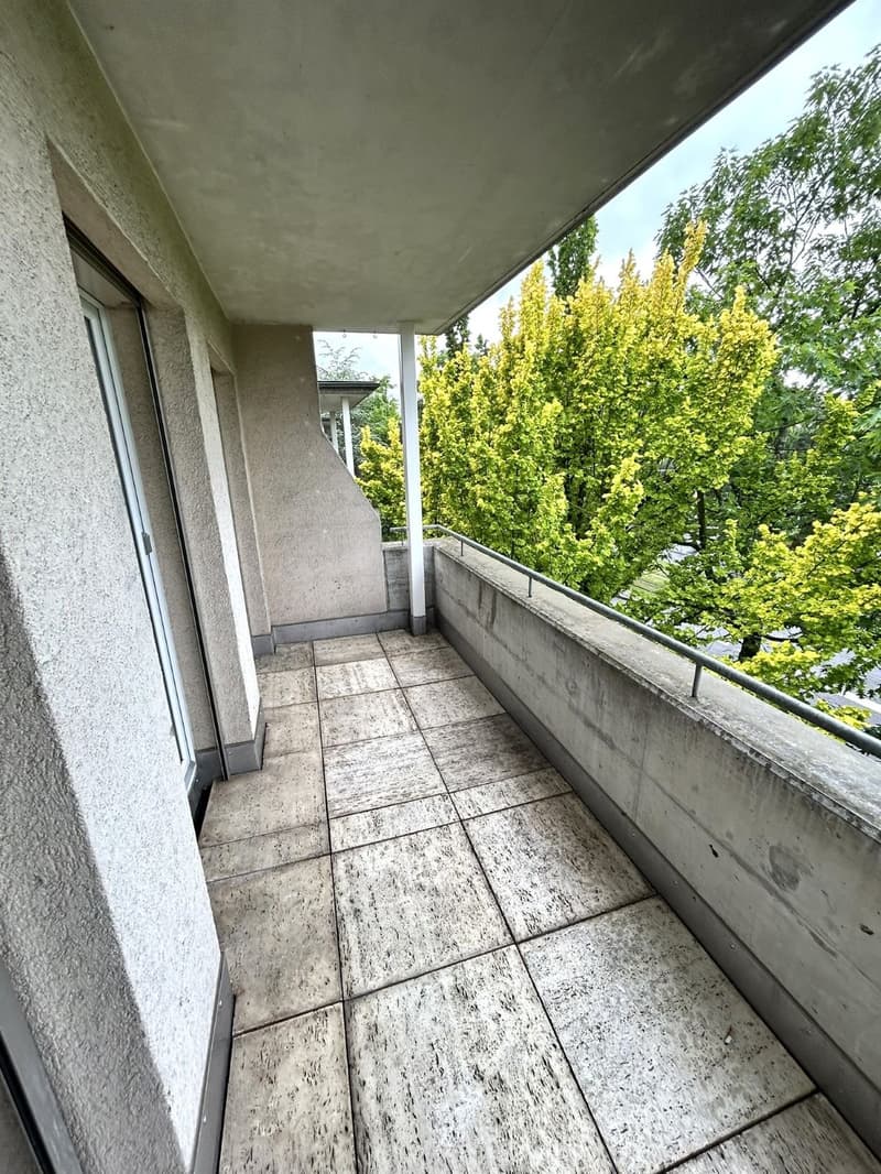 Charmante 3.5-Zimmer-Maisonette-Wohnung mit Balkon (7)