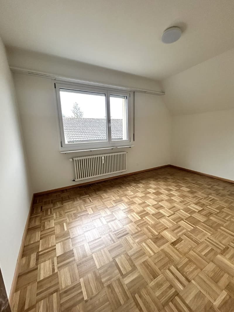 Helle 3-Zimmer-Wohnung mit schöner Aussicht in Pratteln (4)